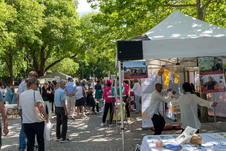 Stands de la première édition de la journée Destination Bien-être 